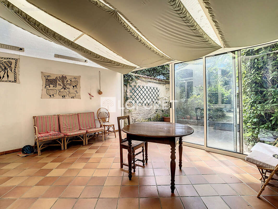 Maison à NEUFCHATEAU