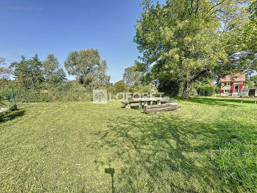 Maison à MAXEY-SUR-MEUSE