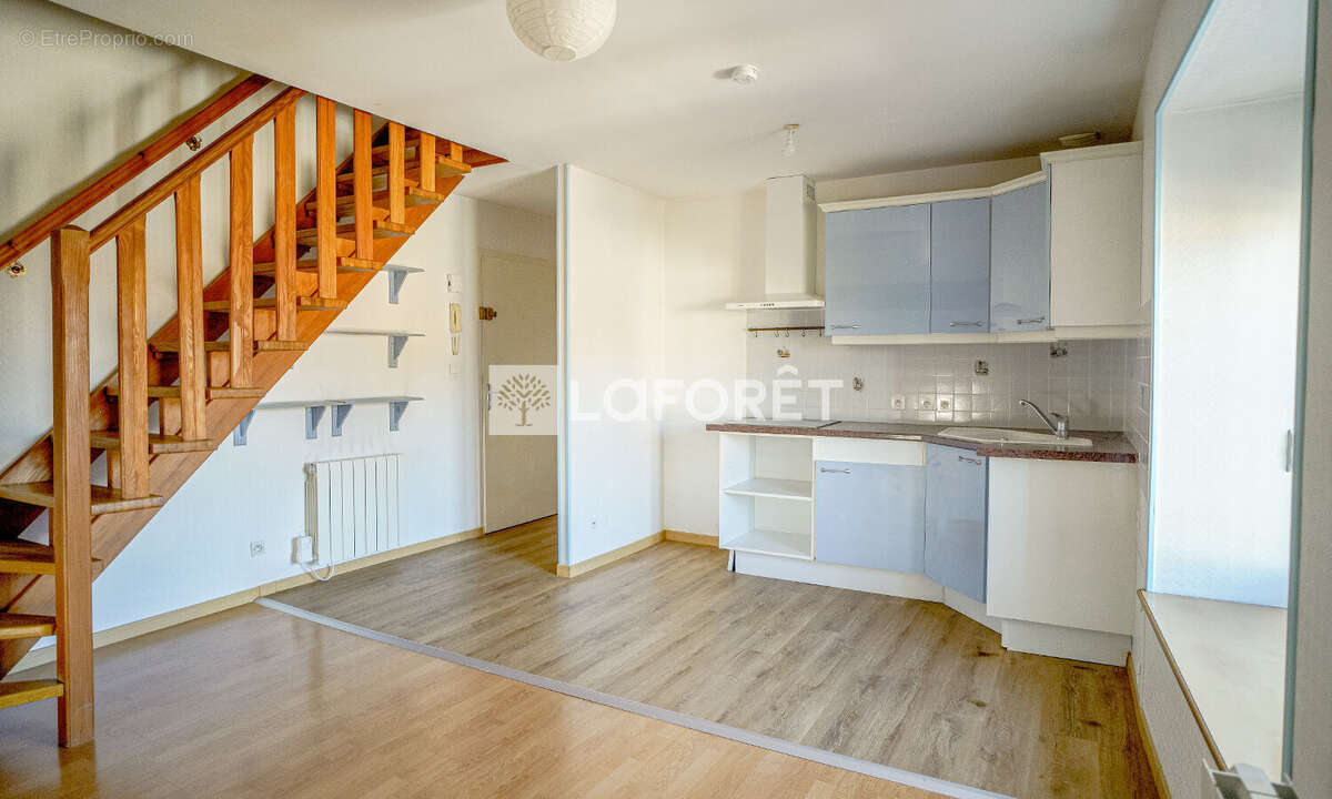 Appartement à BOURG-SAINTE-MARIE