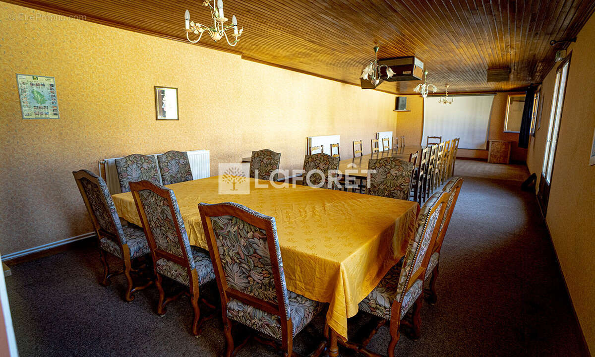 Appartement à BOURG-SAINTE-MARIE