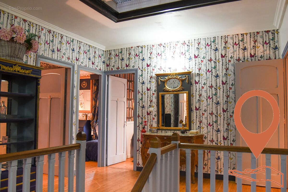 PALLIER ETAGE 1 - Autre à NORREY-EN-AUGE