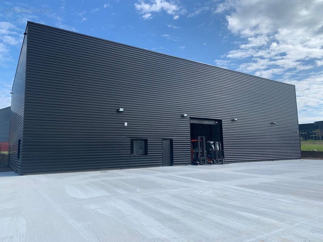 Commerce à SAINT-ANDRE-SUR-ORNE