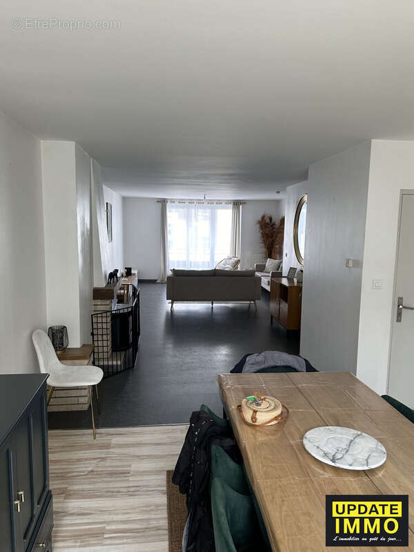 Appartement à NEUFCHATEAU