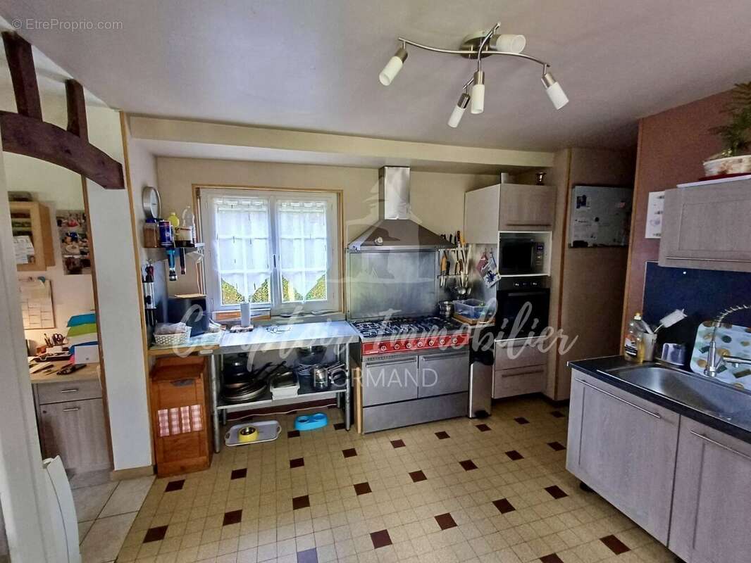 Maison à GRUCHET-SAINT-SIMEON