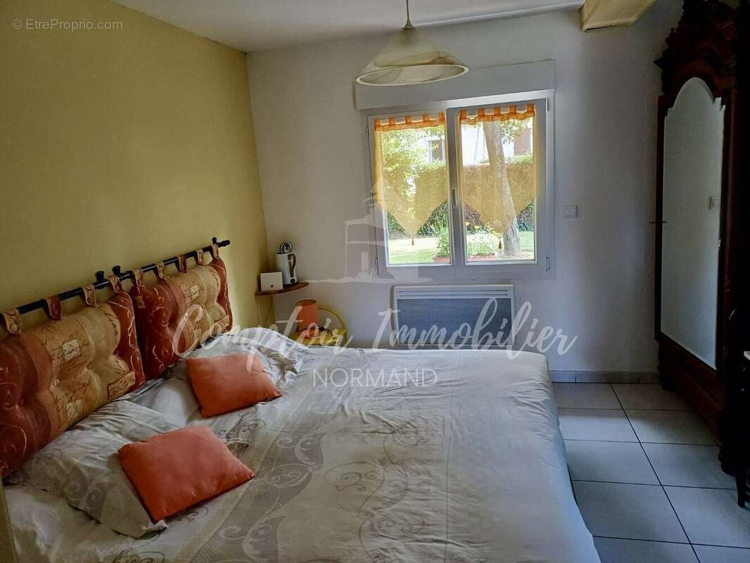 Maison à GRUCHET-SAINT-SIMEON