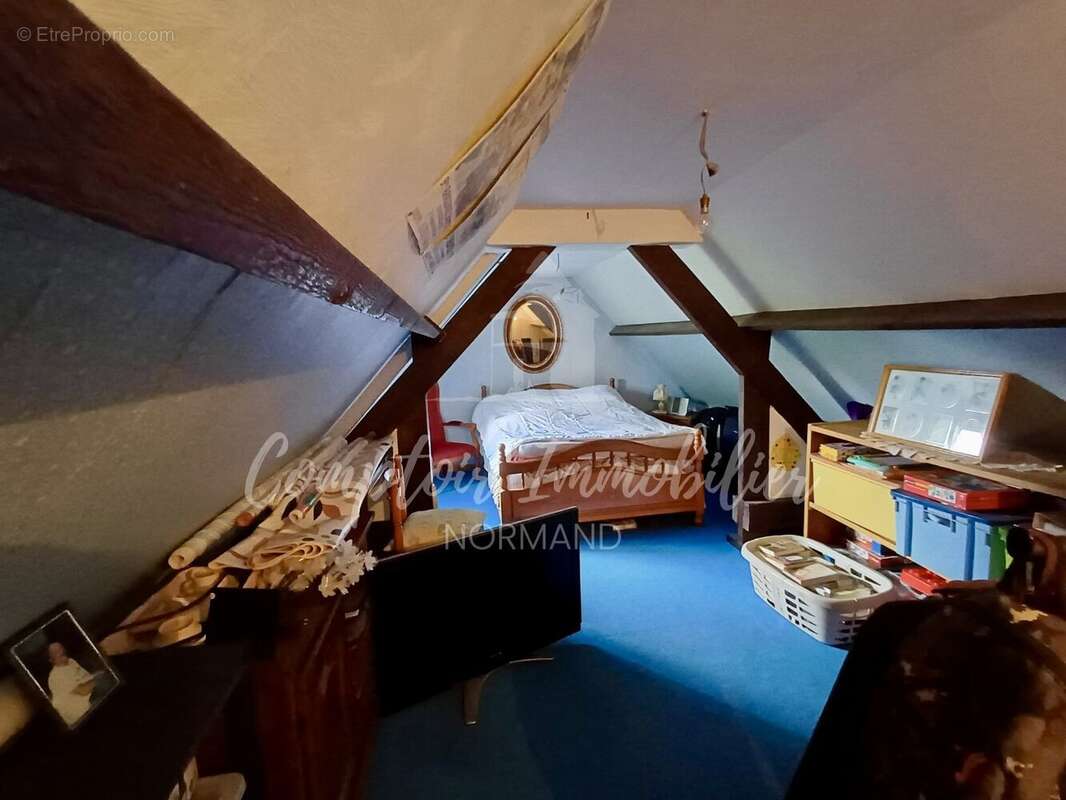 Maison à GRUCHET-SAINT-SIMEON