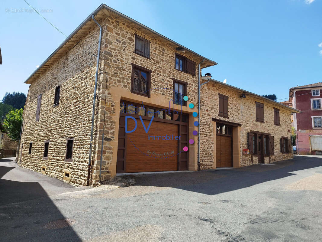 Maison à SAINT-BONNET-LE-TRONCY