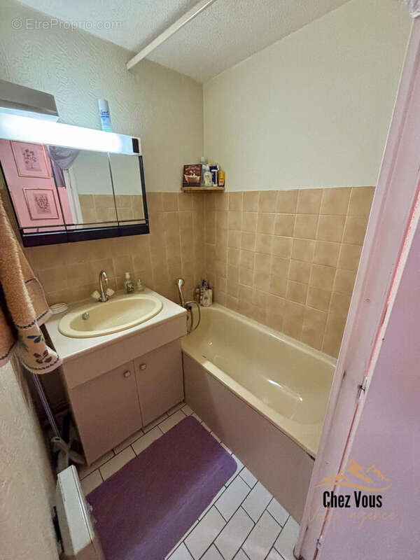 Appartement à LA SALLE-LES-ALPES