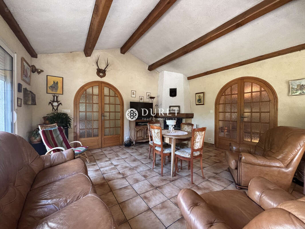 Maison à LE PUISET-DORE