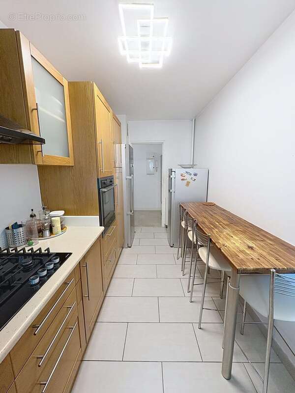 Appartement à L'HAY-LES-ROSES