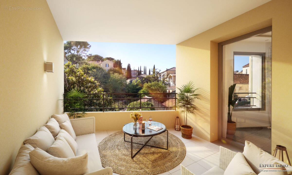 Appartement à SANARY-SUR-MER