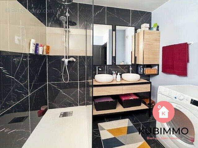 Appartement à TORCY