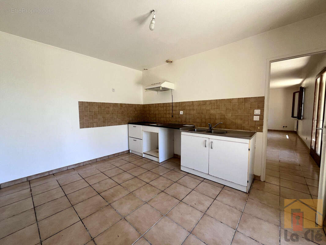 Maison à COLAYRAC-SAINT-CIRQ