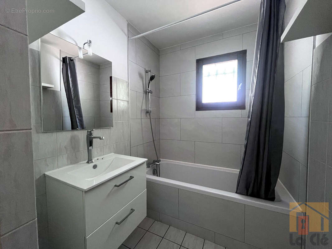 Maison à COLAYRAC-SAINT-CIRQ