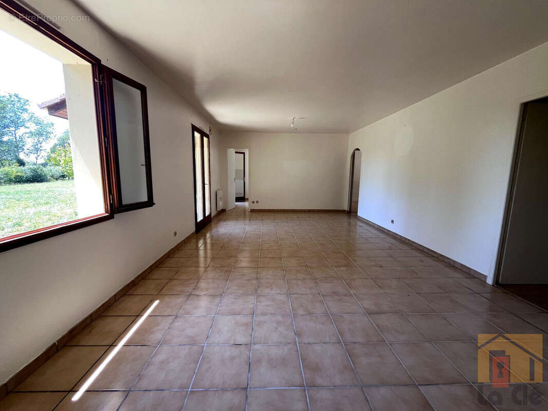 Maison à COLAYRAC-SAINT-CIRQ