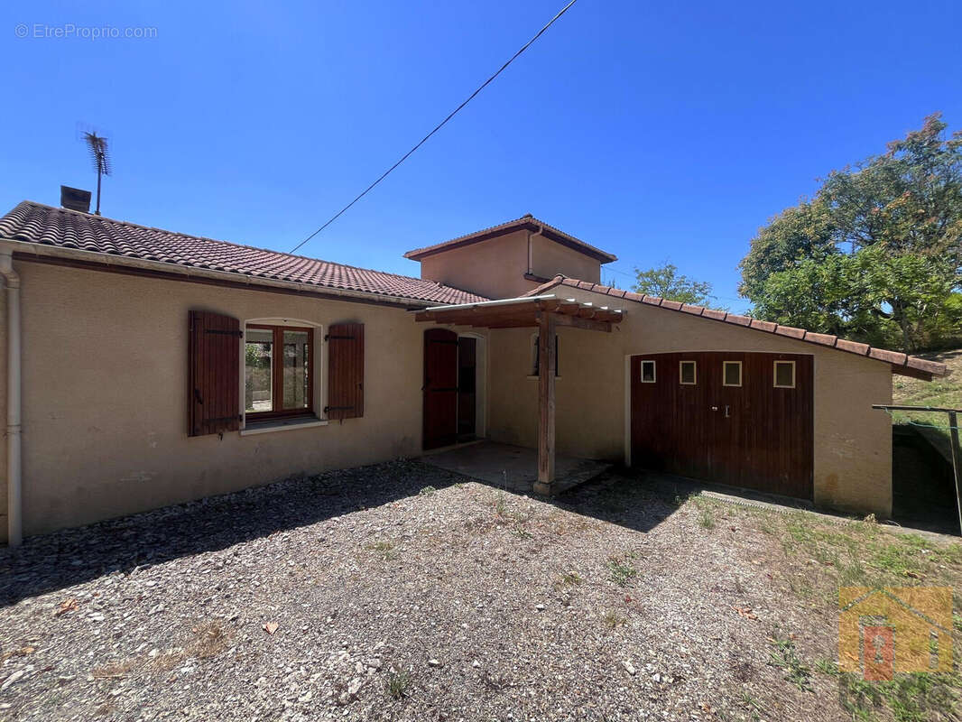 Maison à COLAYRAC-SAINT-CIRQ