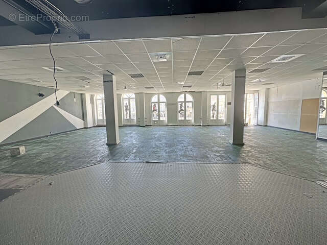 Commerce à LIBOURNE