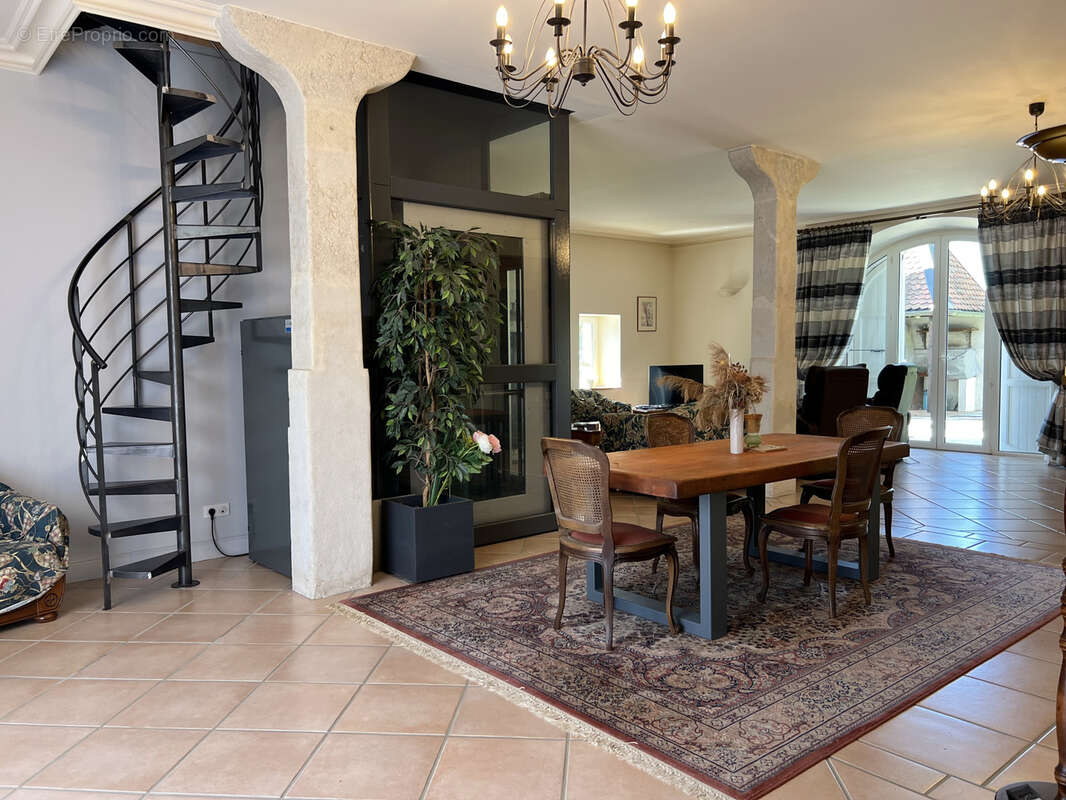 Maison à SAINT-JEAN-DE-GONVILLE