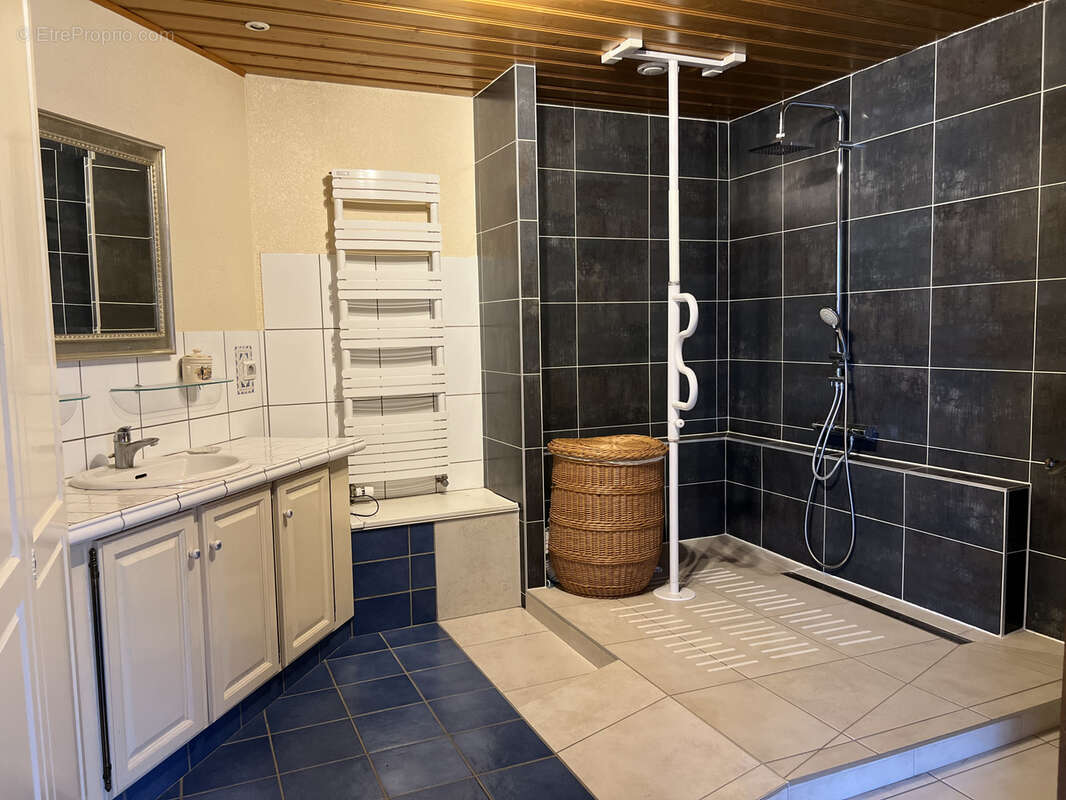 Maison à SAINT-JEAN-DE-GONVILLE