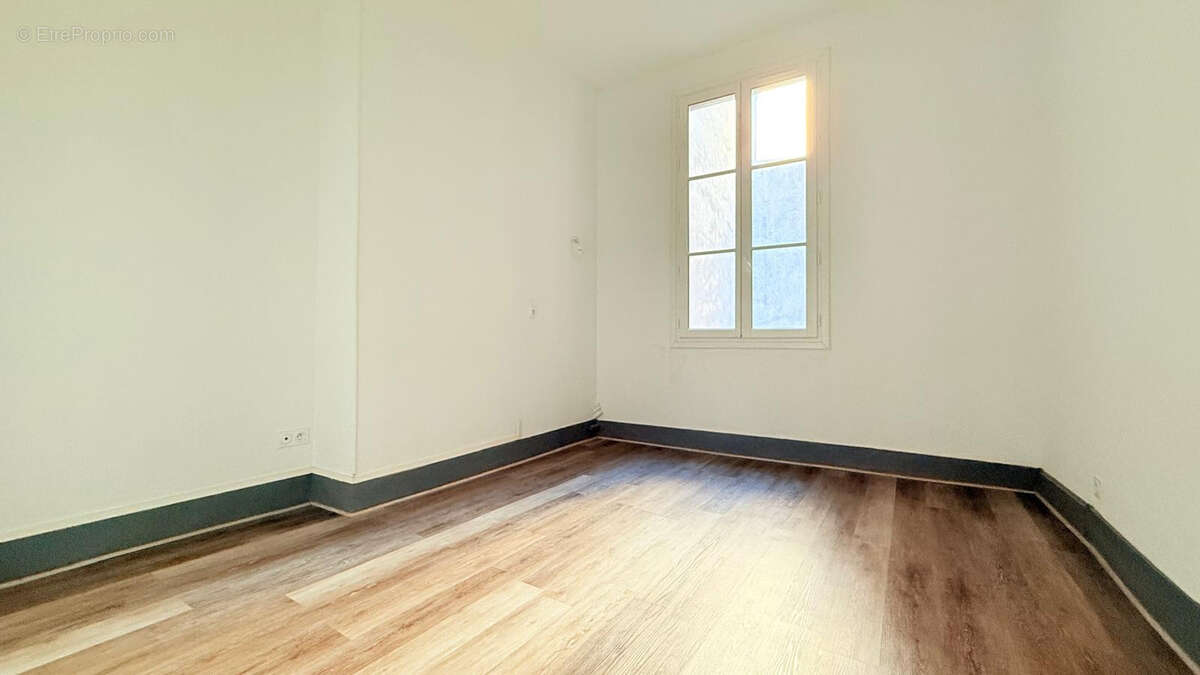 Appartement à CARCASSONNE