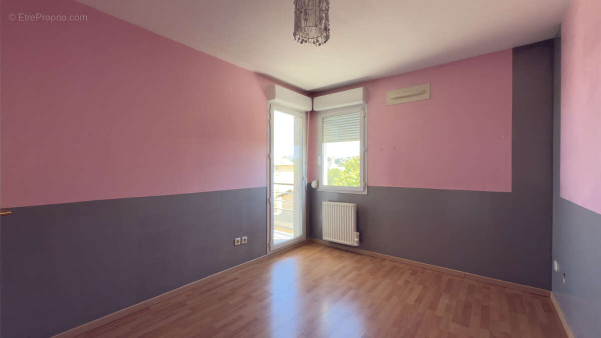 Appartement à JASSANS-RIOTTIER