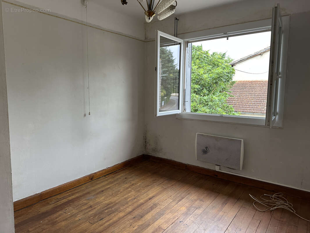 Maison à L&#039;ISLE-EN-DODON