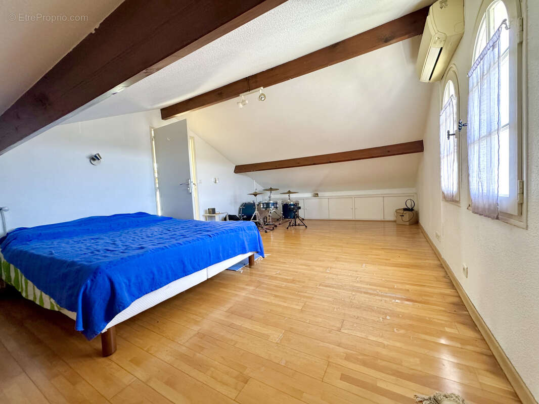 Maison à ARTIGUES-PRES-BORDEAUX