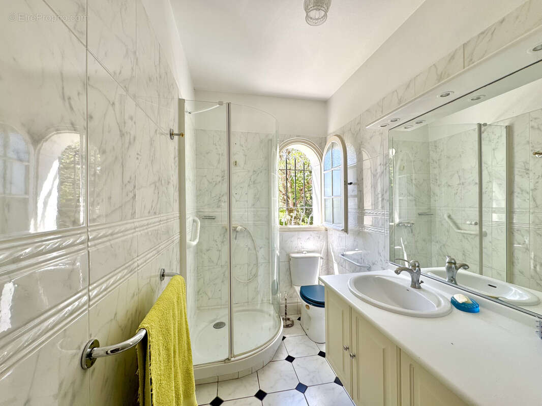 Maison à ARTIGUES-PRES-BORDEAUX