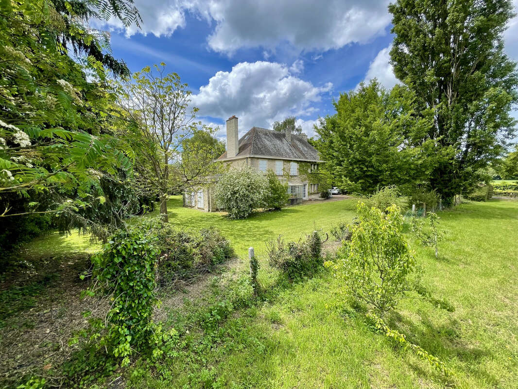Maison à SAINT-CONTEST