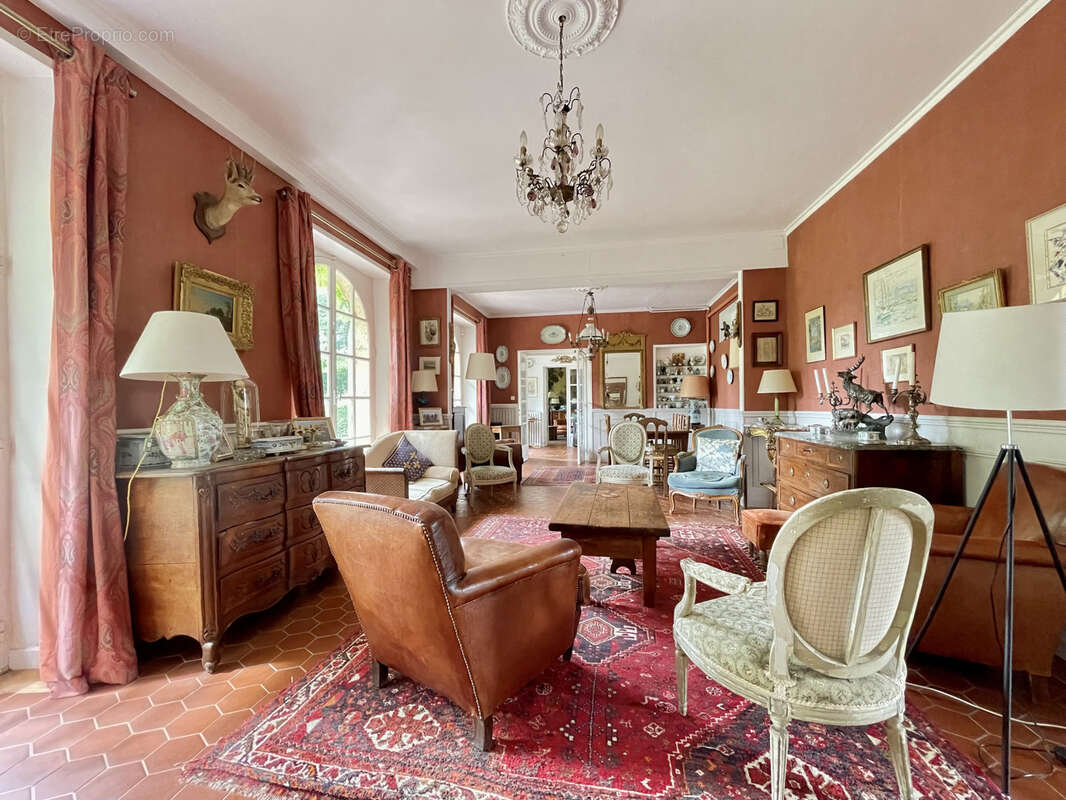 Maison à SAINT-CONTEST