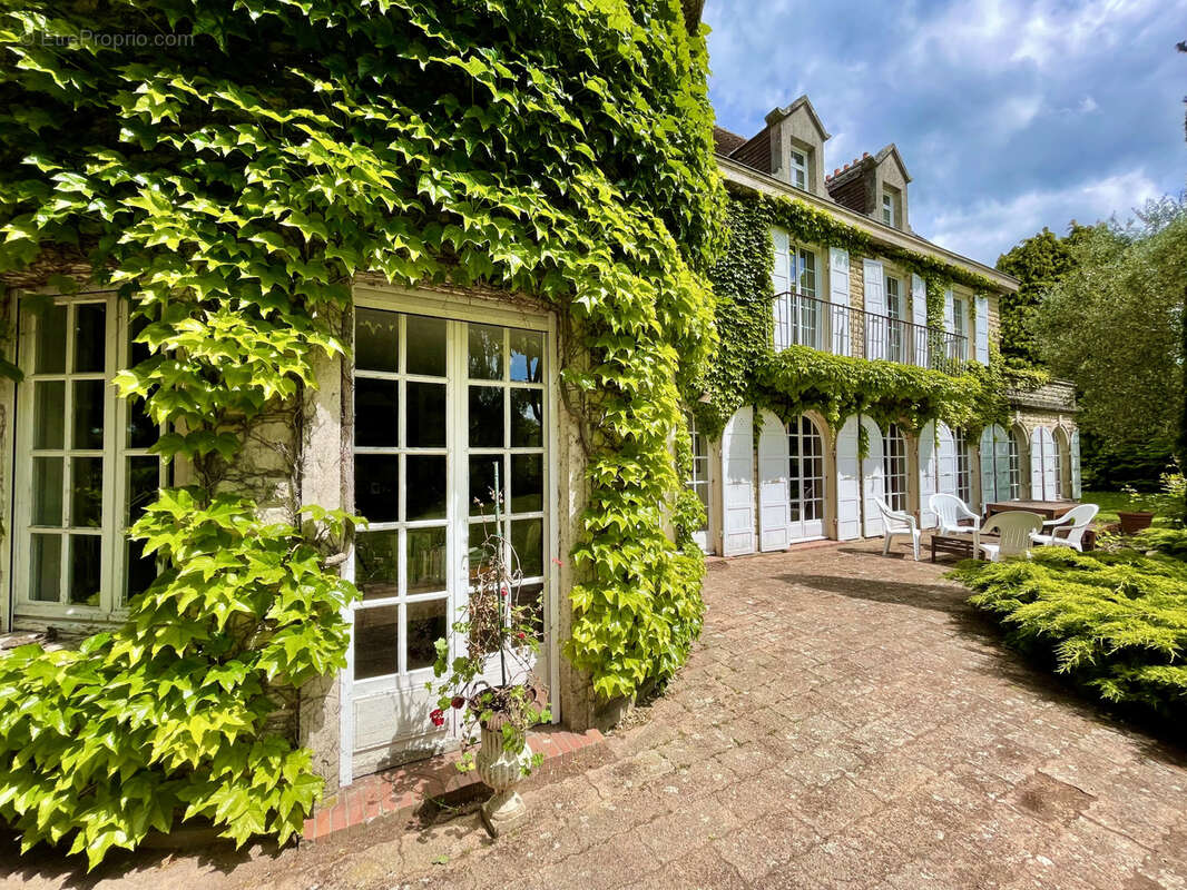 Maison à SAINT-CONTEST