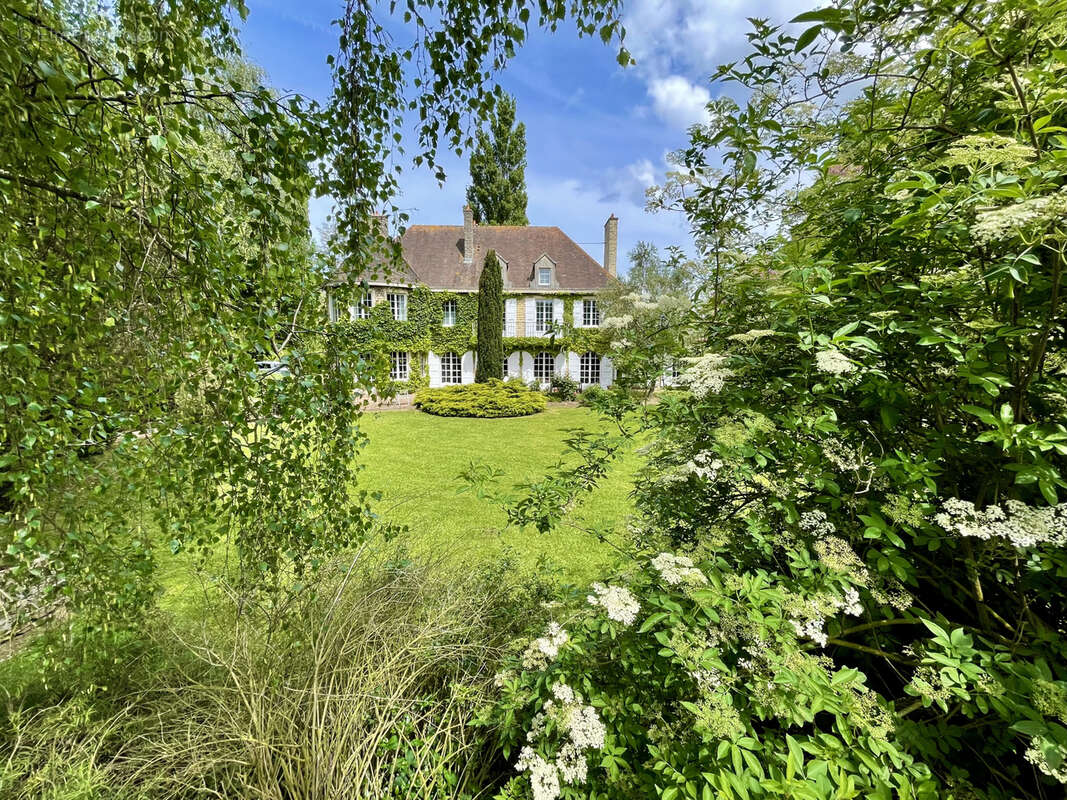Maison à SAINT-CONTEST