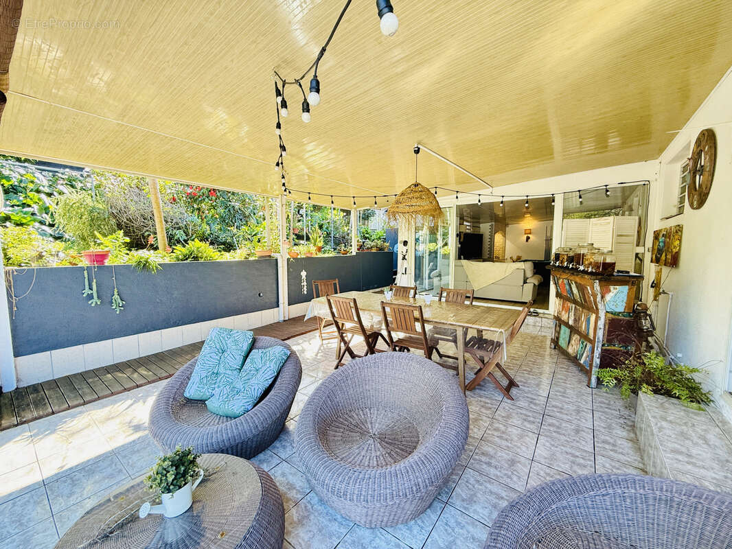 Maison à SAINT-JOSEPH