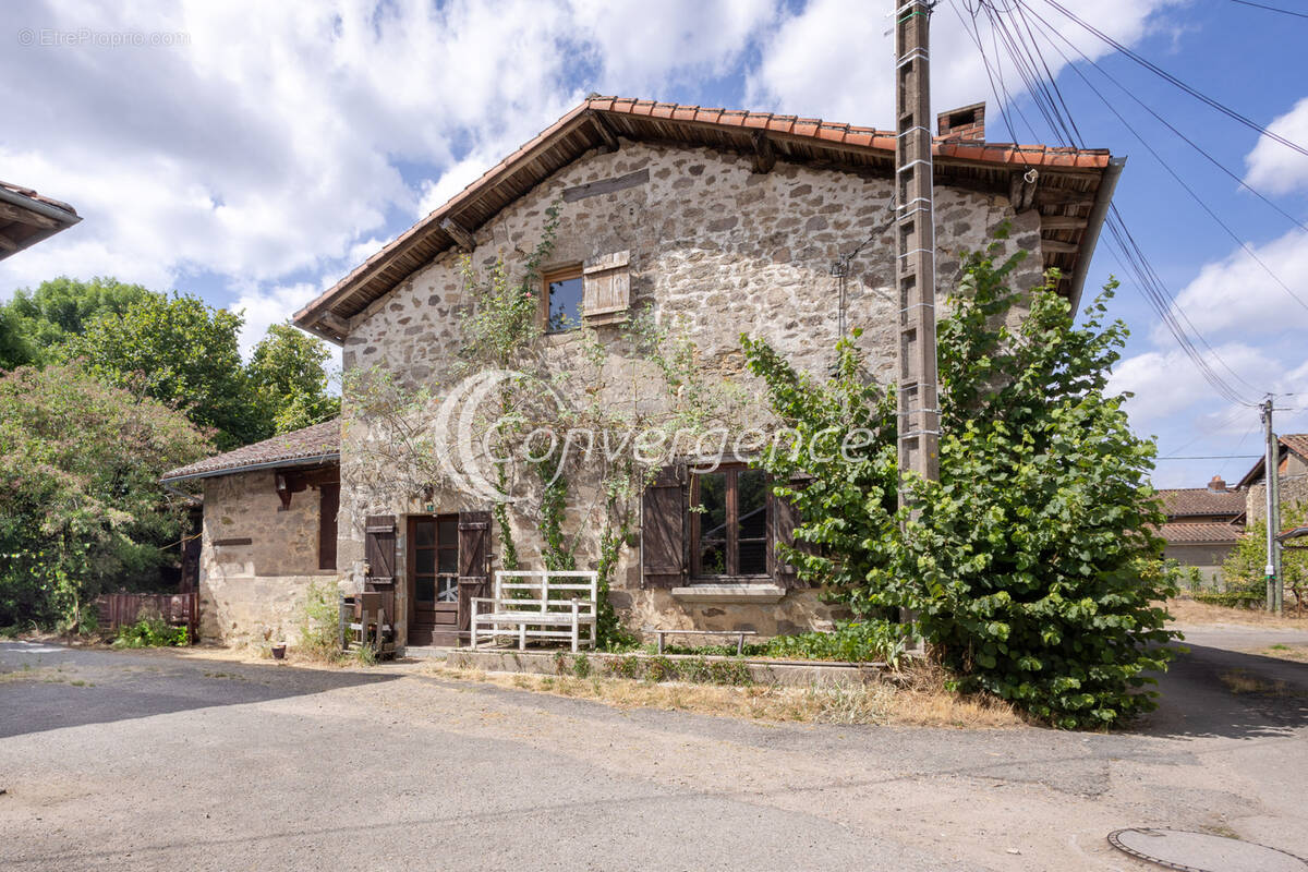 Maison à SAINT-BRICE-SUR-VIENNE