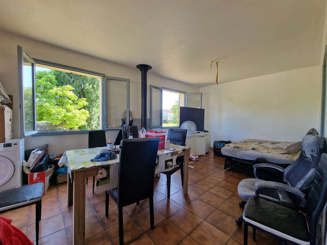 Maison à CHALLIGNAC