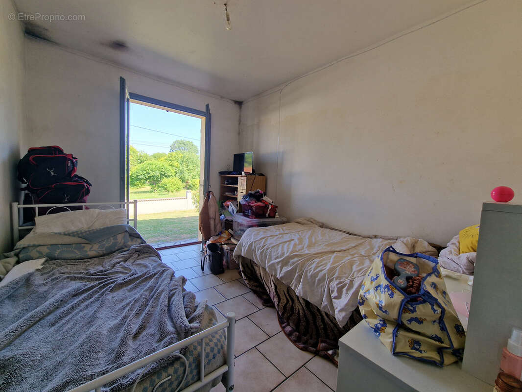 Maison à CHALLIGNAC