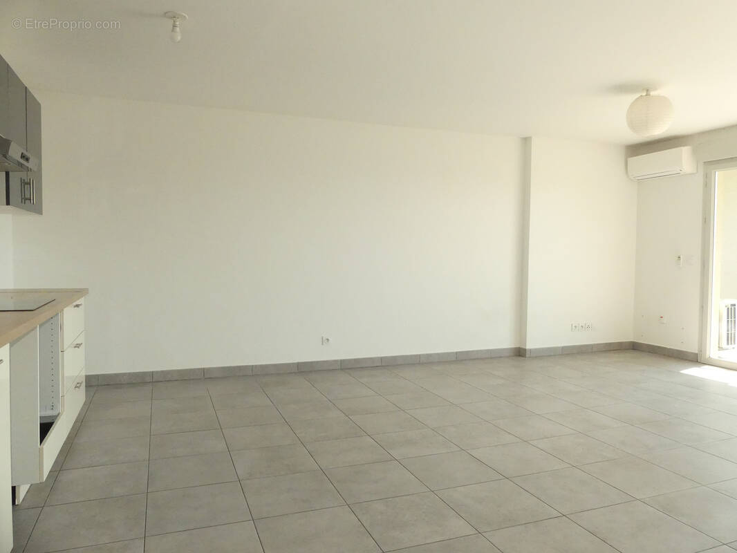 Appartement à GATTIERES