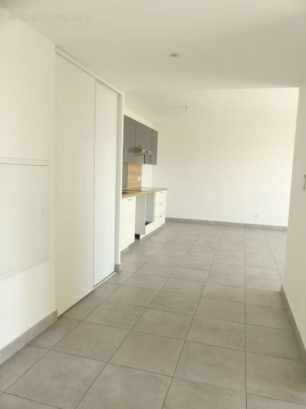 Appartement à GATTIERES