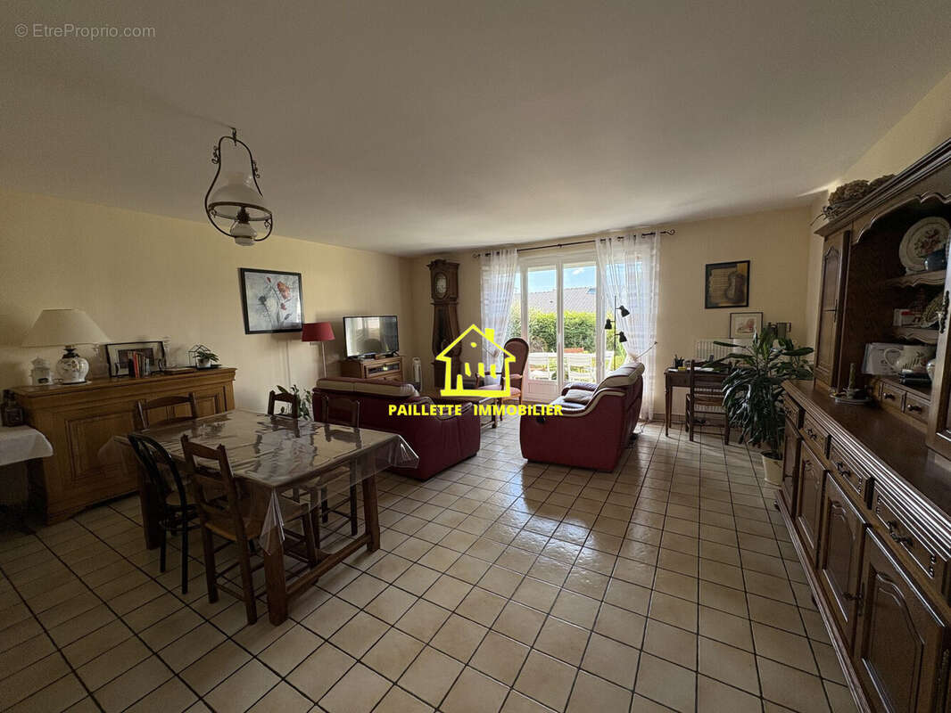 Maison à SAINT-MARTIN-DU-MANOIR