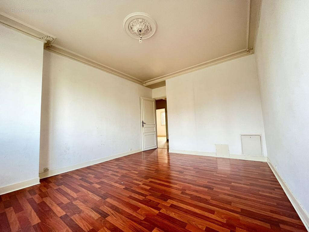 Appartement à NEUILLY-SUR-MARNE
