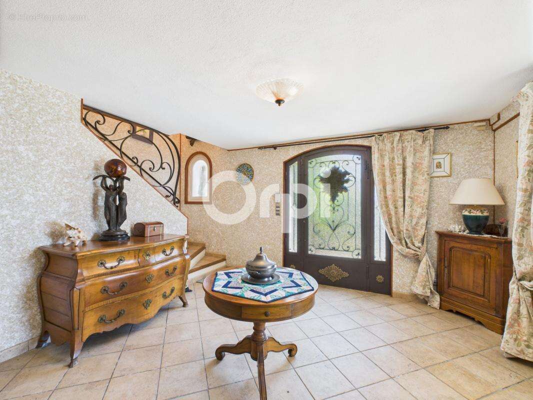 Maison à MANDELIEU-LA-NAPOULE