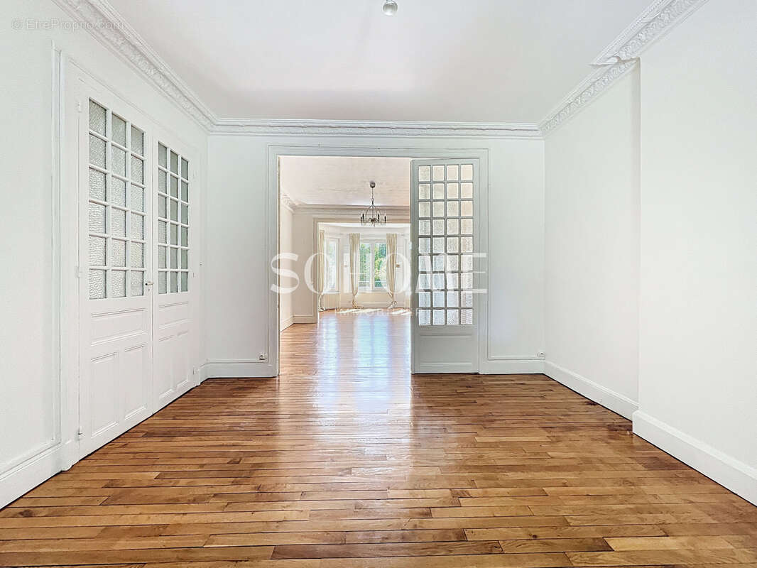 Maison à CHARLEVILLE-MEZIERES