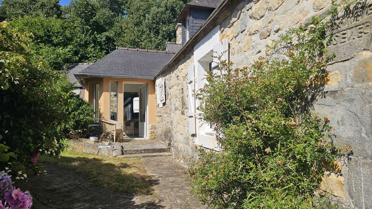 Maison à CAMARET-SUR-MER
