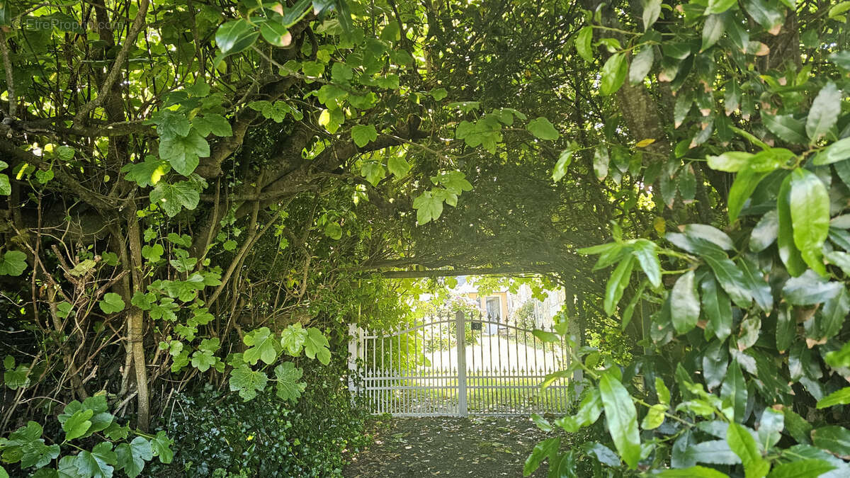 Maison à CAMARET-SUR-MER