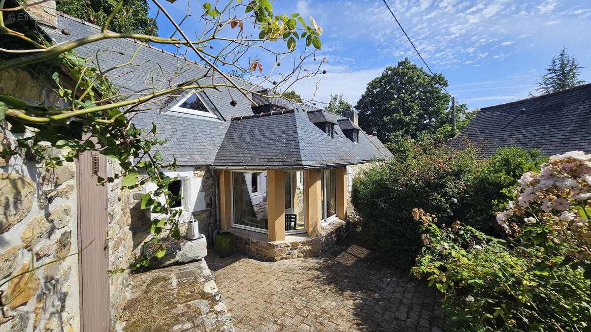 Maison à CAMARET-SUR-MER
