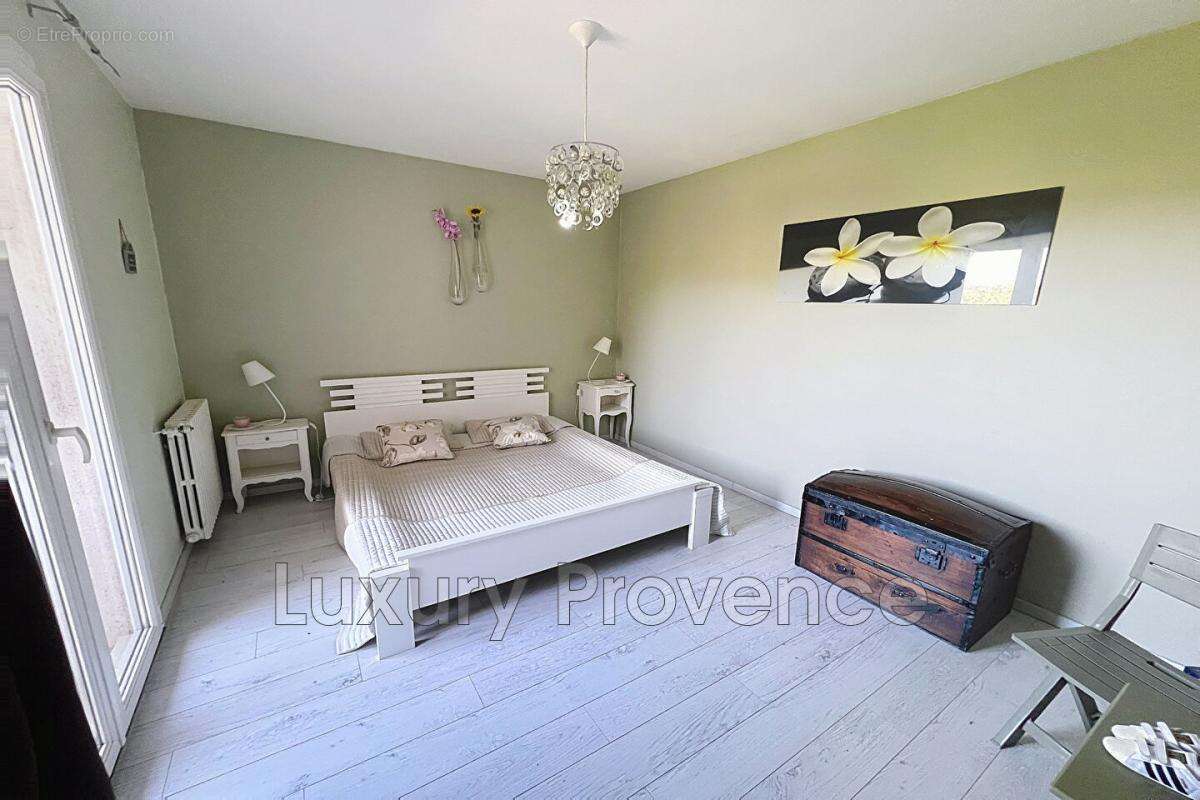 Maison à SAINT-SAVOURNIN