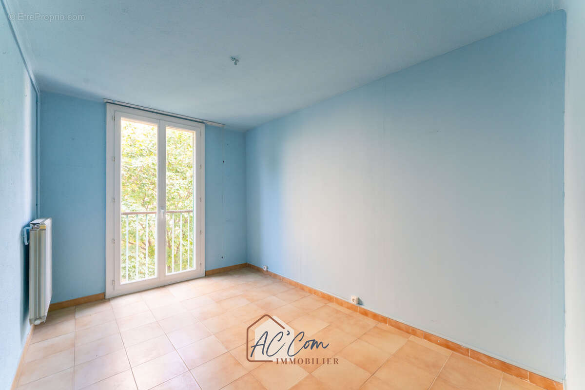 Appartement à MARSEILLE-12E