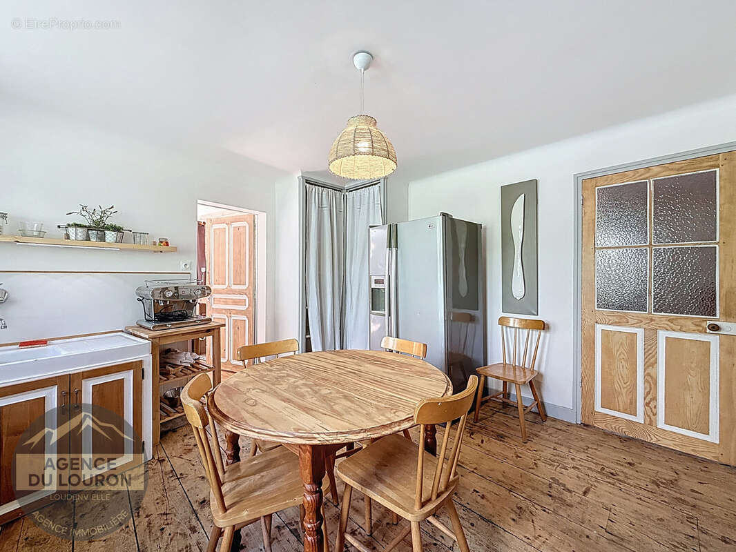 Maison à CAZAUX-DEBAT