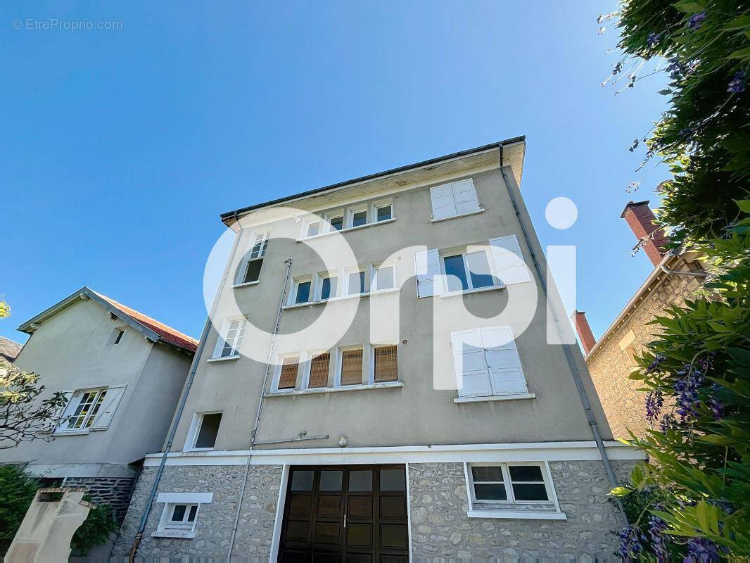 Appartement à BRIVE-LA-GAILLARDE