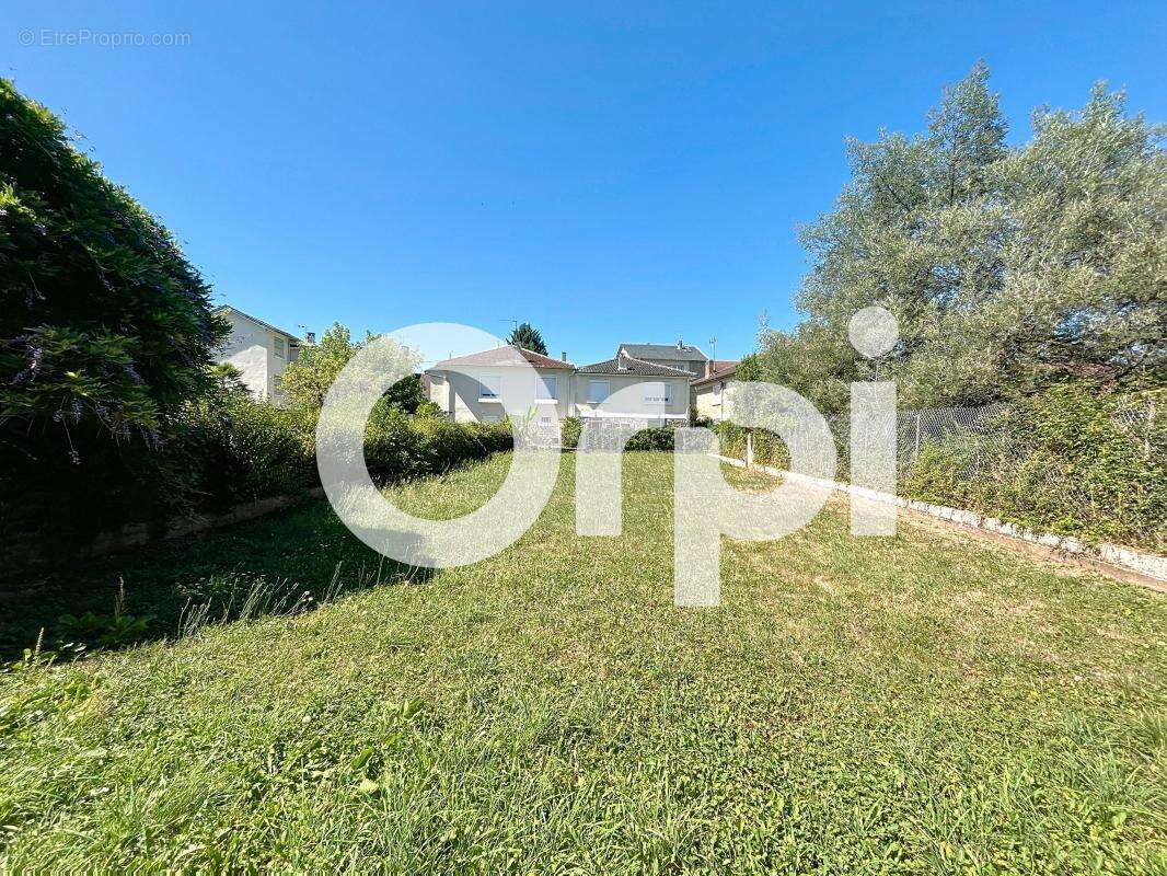 Appartement à BRIVE-LA-GAILLARDE